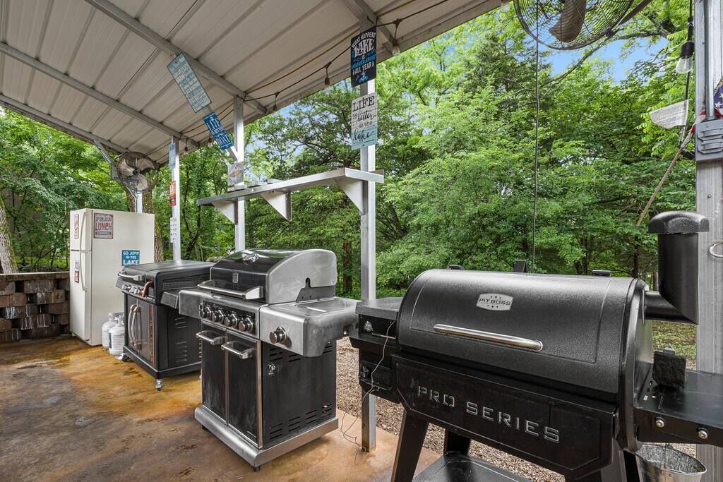 Photo of Others in Shell Knob