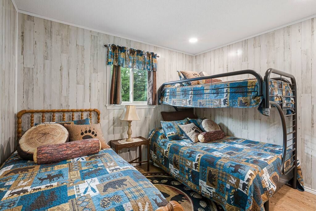 Photo of Others in Shell Knob