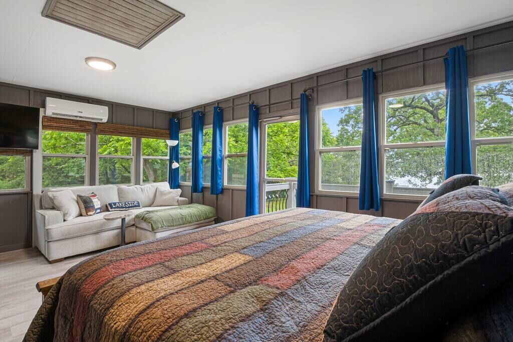 Photo of Others in Shell Knob