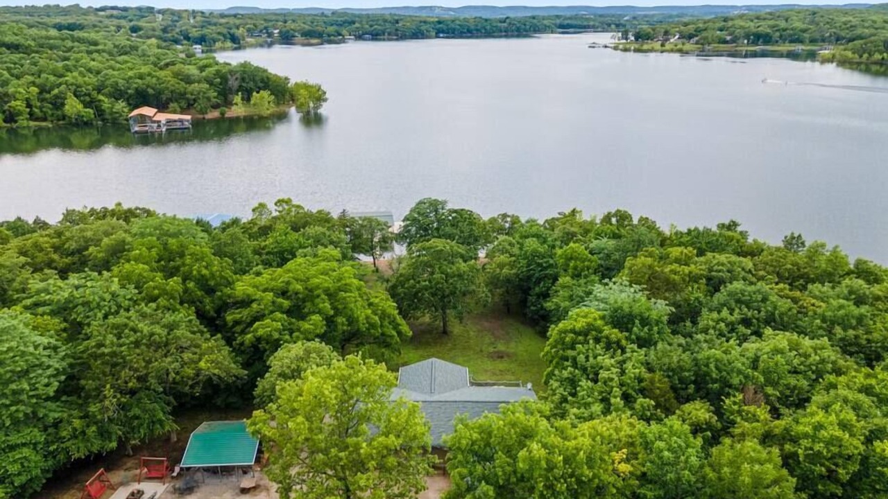 Photo of Others in Shell Knob