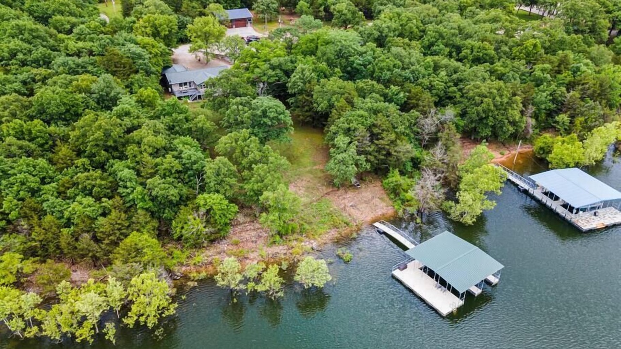 Photo of Others in Shell Knob