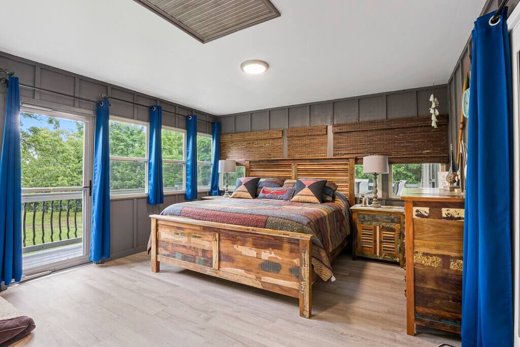 Photo of Others in Shell Knob