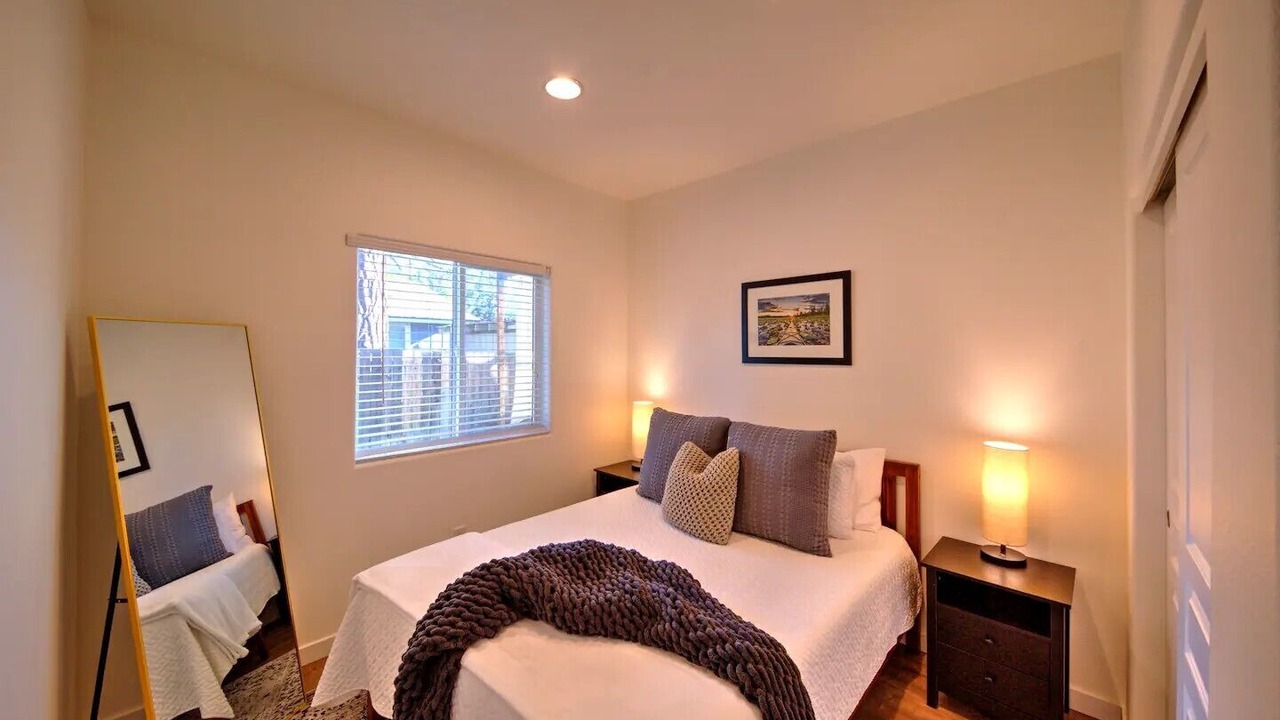 Photo of Bedroom in Larkspur