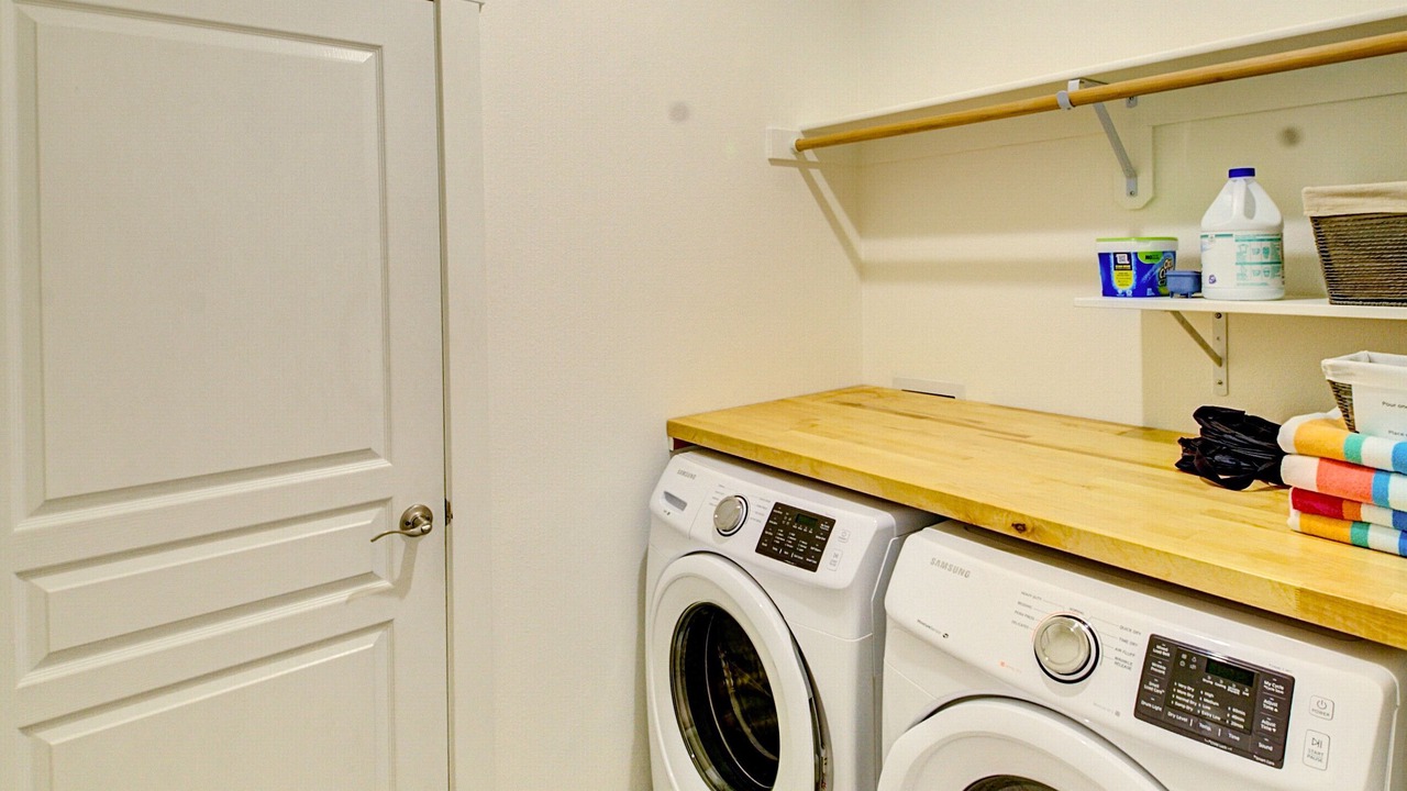 Photo of Others in Larkspur