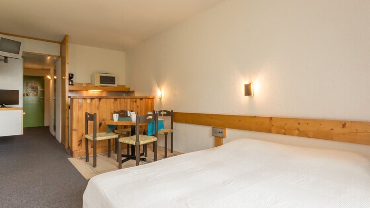 Photo of Bedroom in Arc-2000