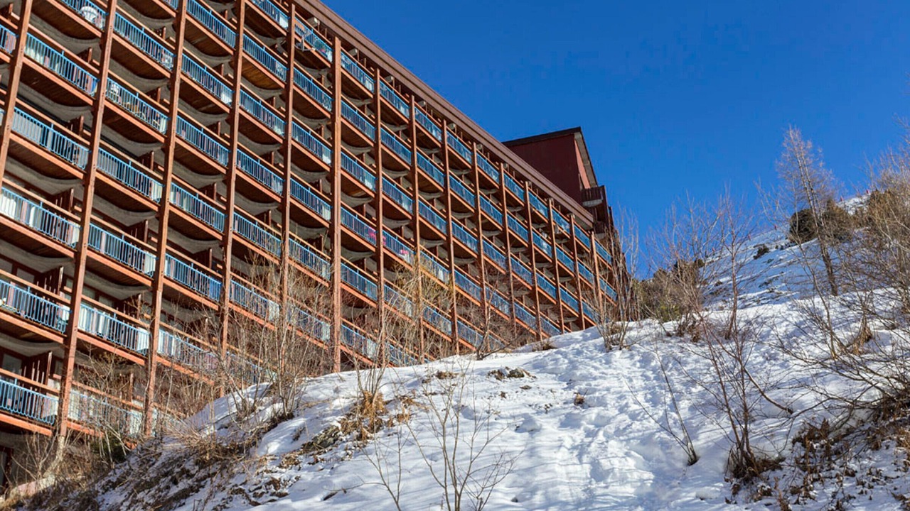 Photo of Outdoor in Arc-2000