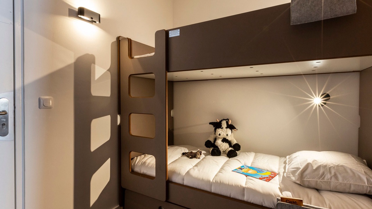 Photo of Bedroom in Arc-2000