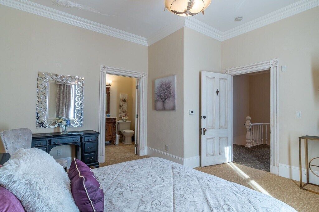 Photo of Others in Salinas