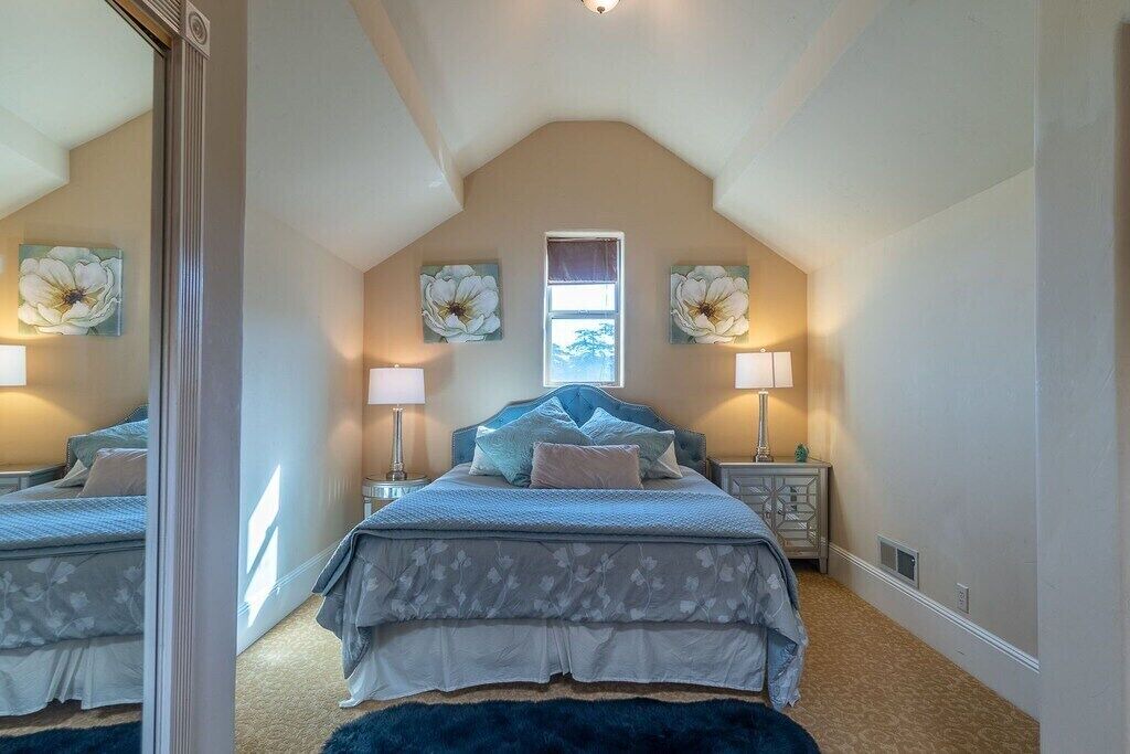 Photo of Others in Salinas