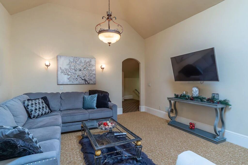 Photo of Bedroom in Salinas