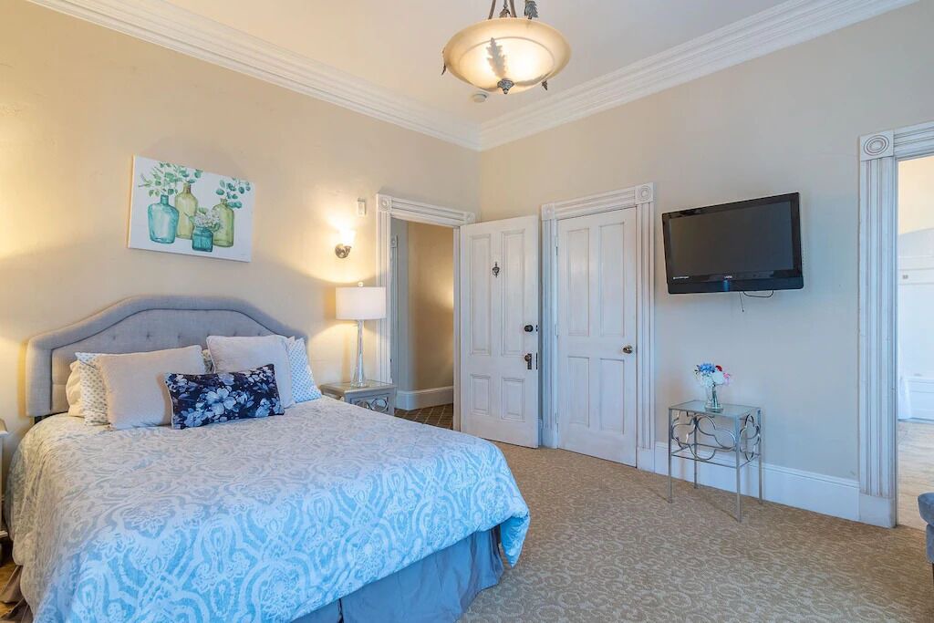 Photo of Others in Salinas