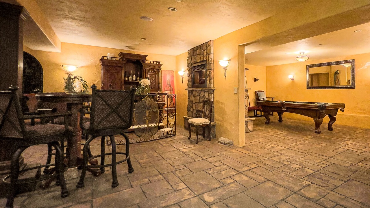 Photo of Others in Salinas