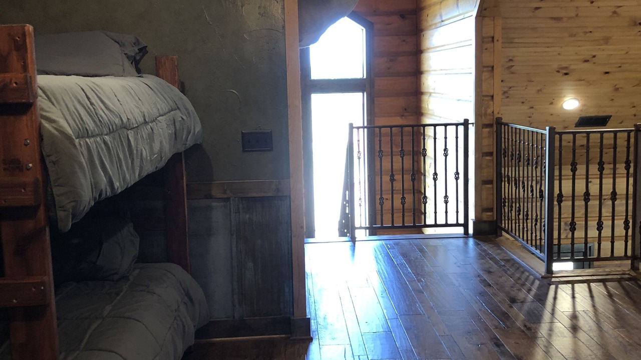 Photo of Bedroom in Holliday