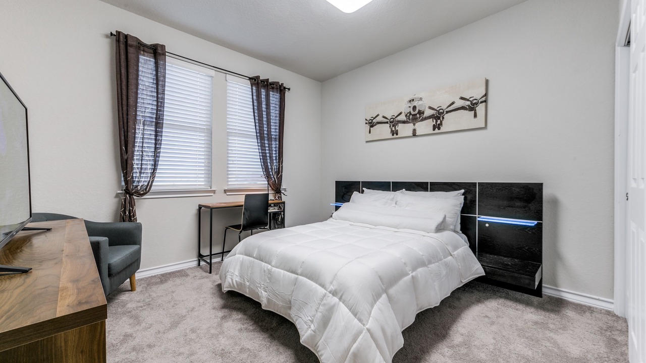 Photo of Bedroom in Converse