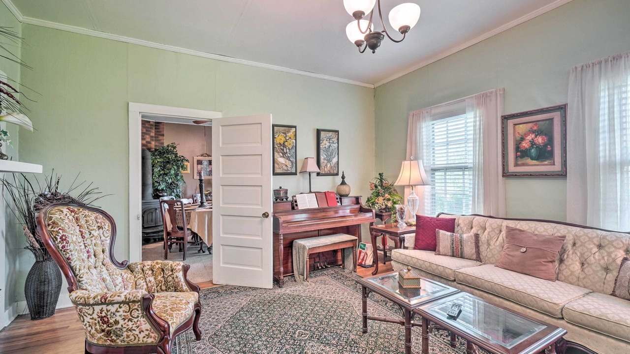 Photo of Livingroom in Sparta