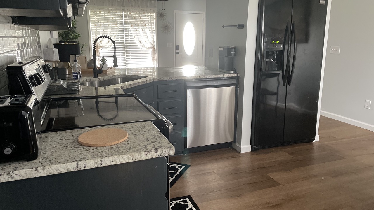 Photo of Kitchen in Midland City