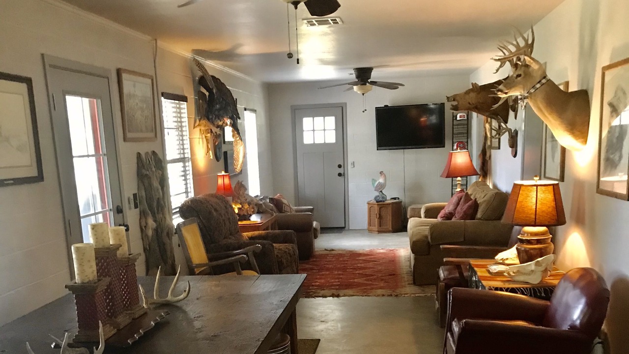 Photo of Livingroom in Llano County