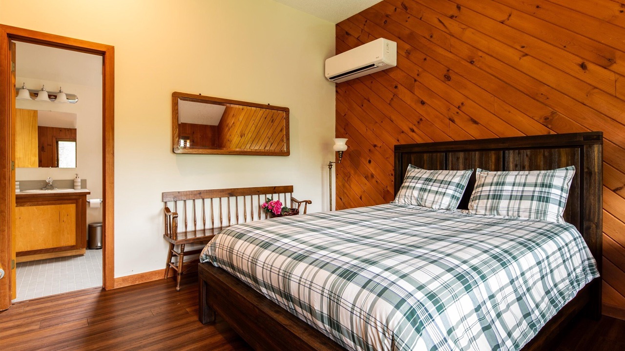 Photo of Bedroom in South Londonderry