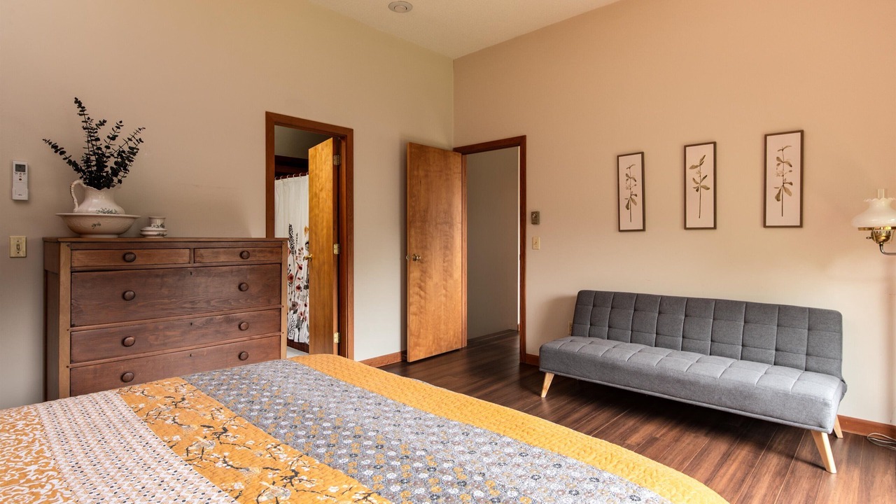 Photo of Bedroom in South Londonderry