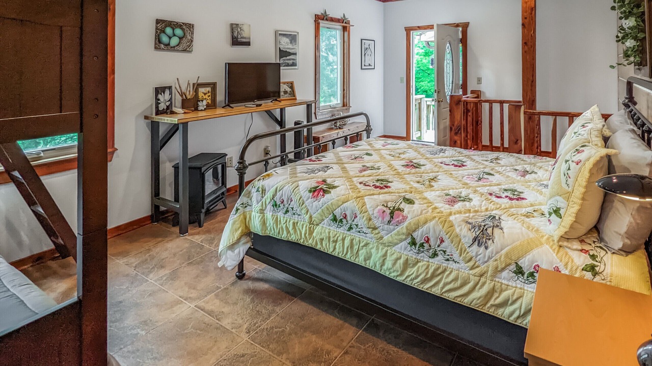 Photo of Bedroom in Mountain View