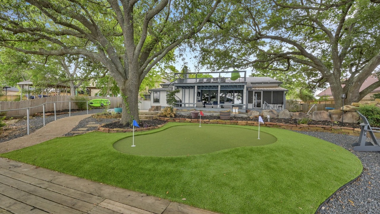 Photo of Outdoor in Willis