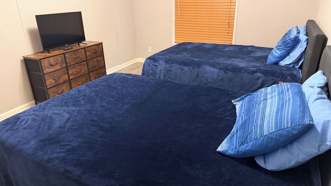Photo of Bedroom in Sulphur