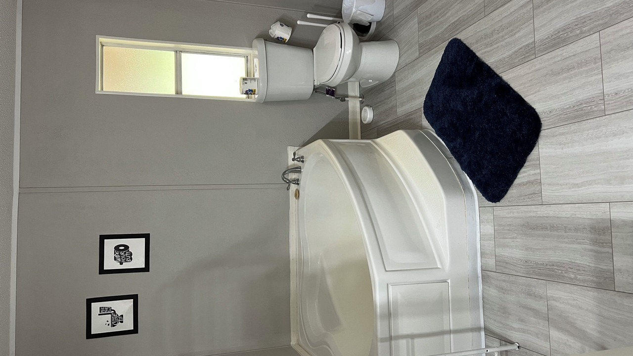 Photo of Bathroom in Sulphur