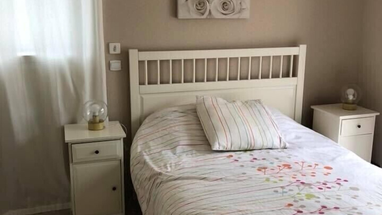 Photo of Bedroom in Saint-Genies-de-Fontedit