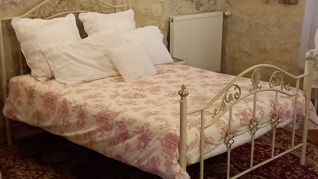 Photo of Bedroom in Aubeterre-sur-Dronne