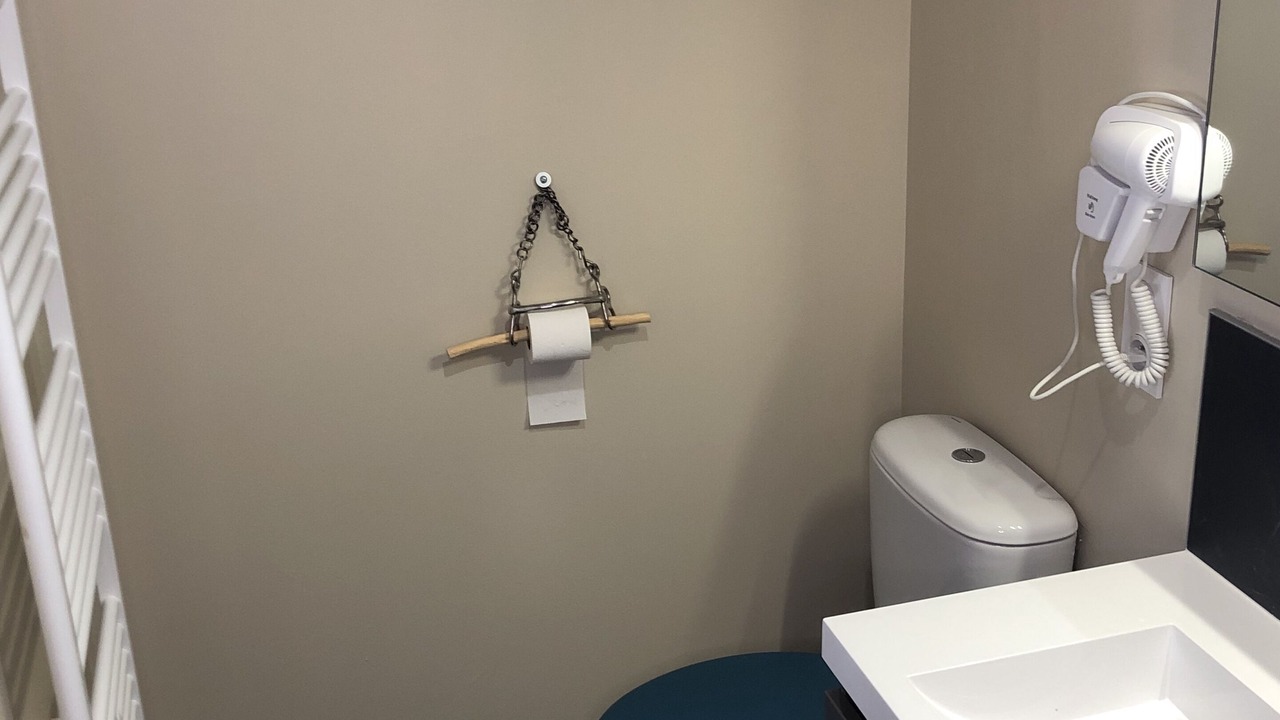 Photo of Bathroom in Angrie