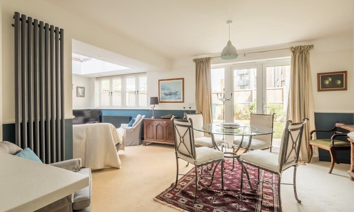 Photo of Livingroom in Trumpington