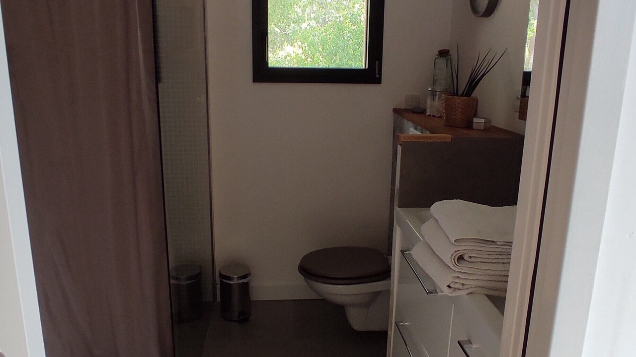 Photo of Bathroom in Gailhan