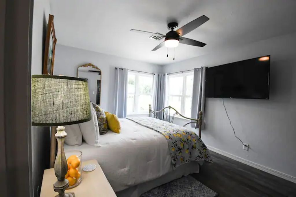 Photo of Bedroom in Gore