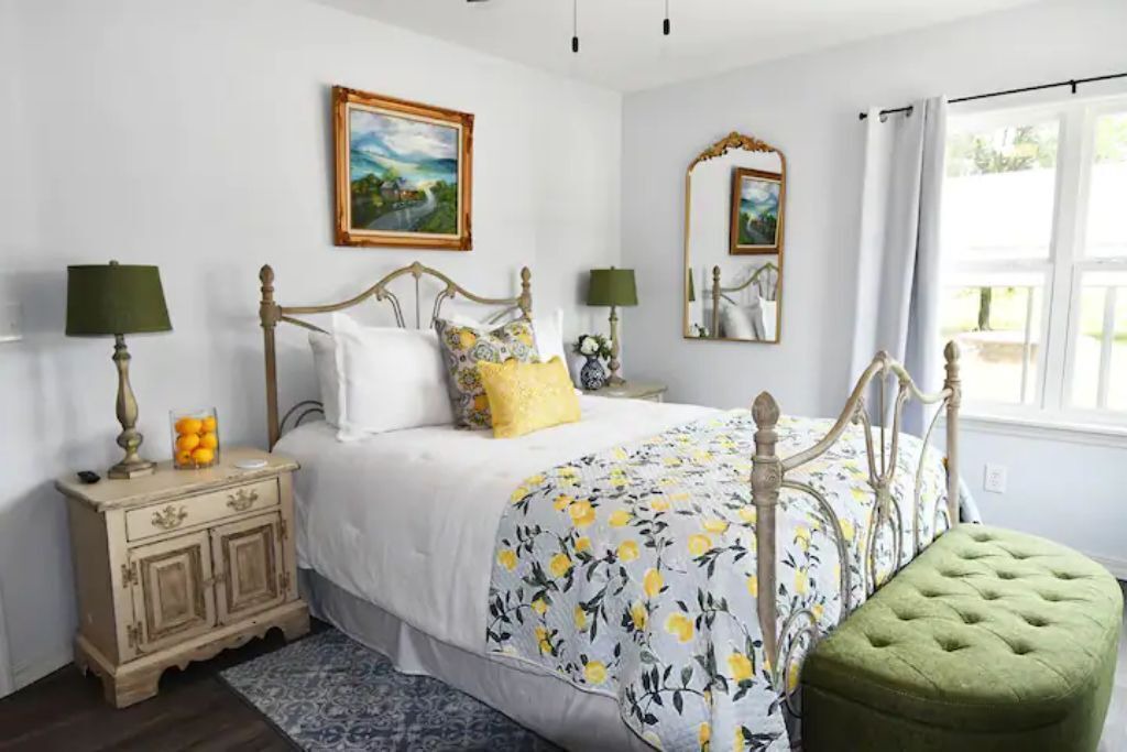 Photo of Bedroom in Gore