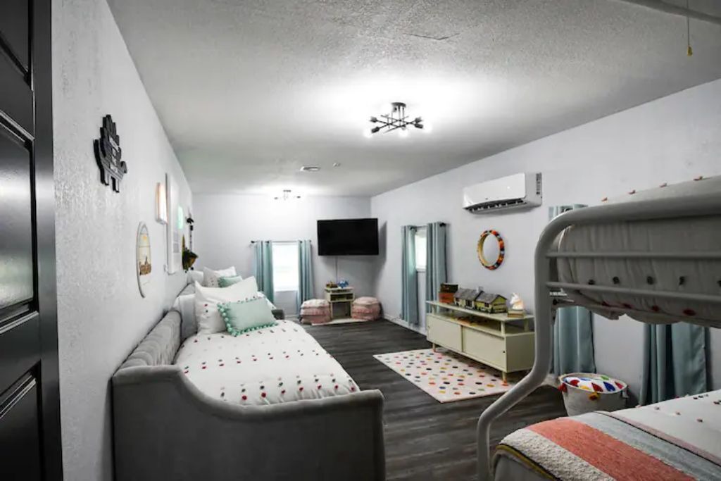 Photo of Bedroom in Gore