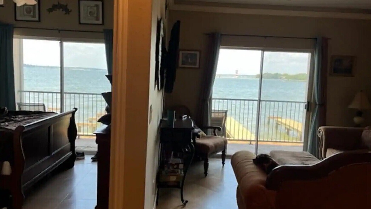 Photo of Livingroom in Seven Coves