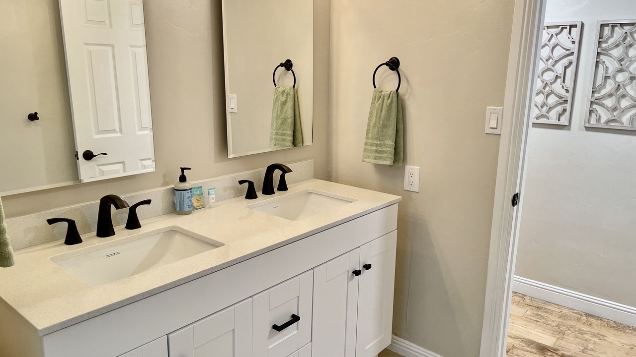 Photo of Bathroom in Bellair