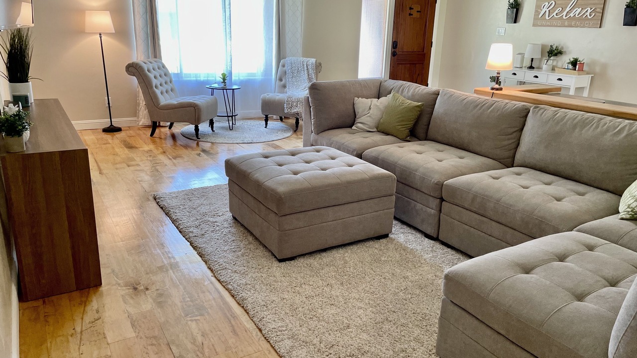 Photo of Livingroom in Bellair