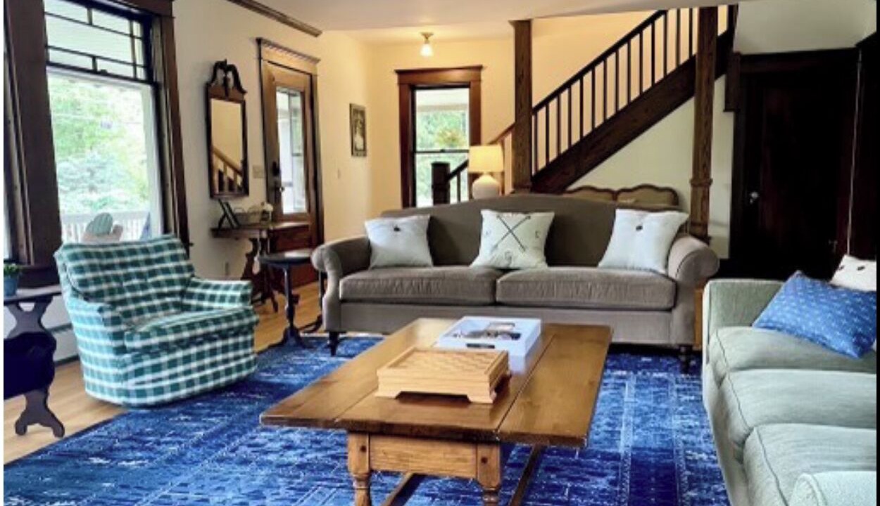 Photo of Livingroom in Schroon Lake
