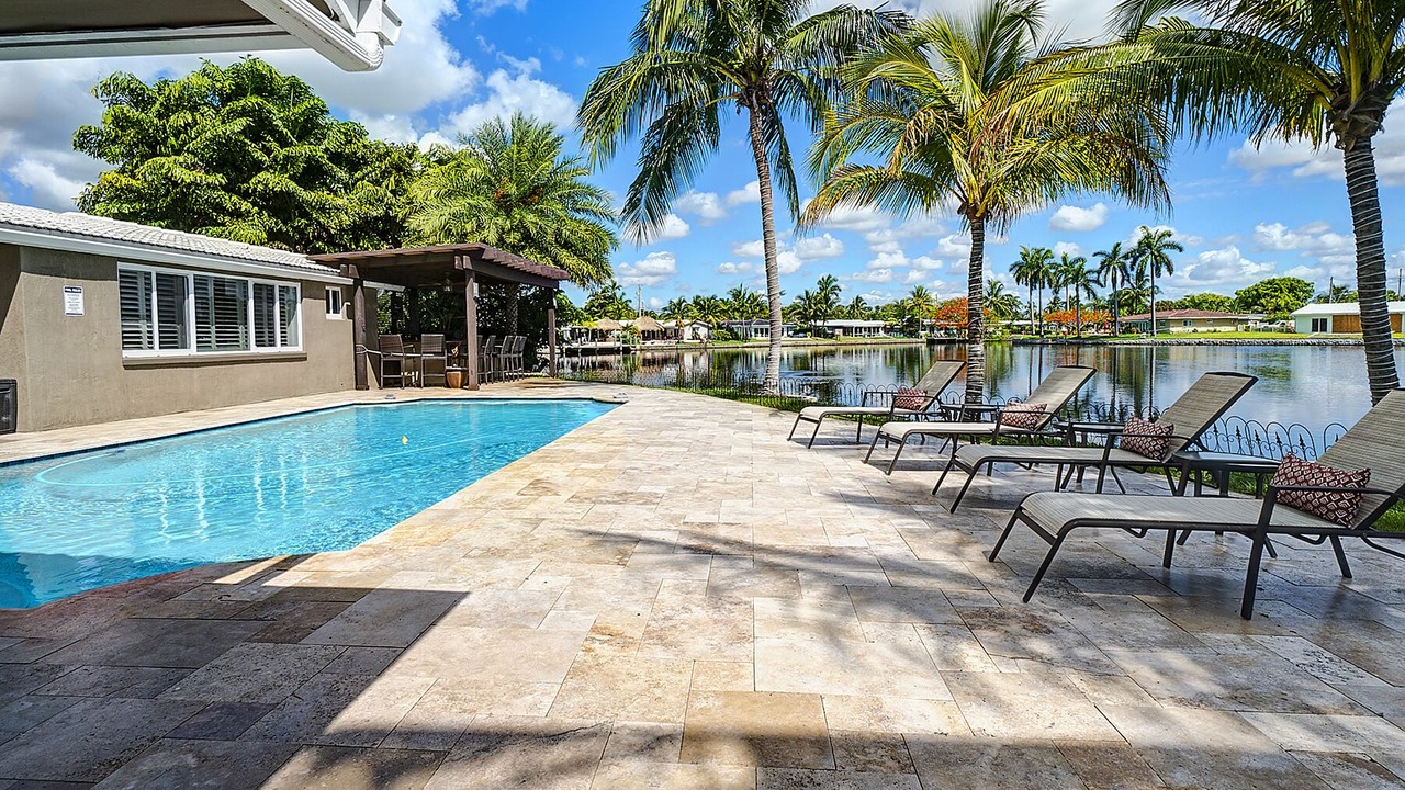 Photo of Outdoor in Central Corals