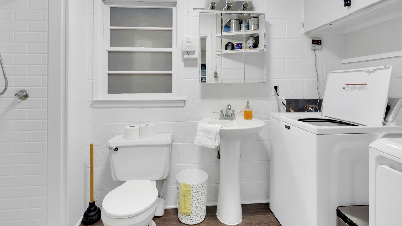 Photo of Bathroom in Emerald Isle