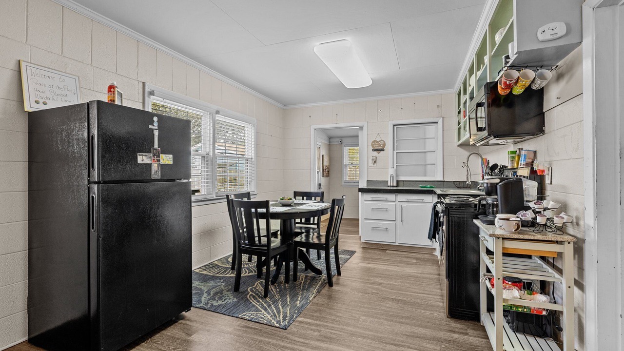 Photo of Kitchen in Emerald Isle