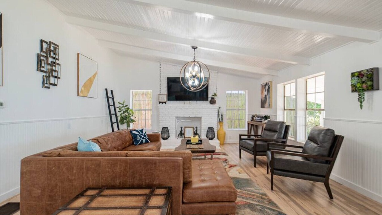 Photo of Livingroom in Little Elm