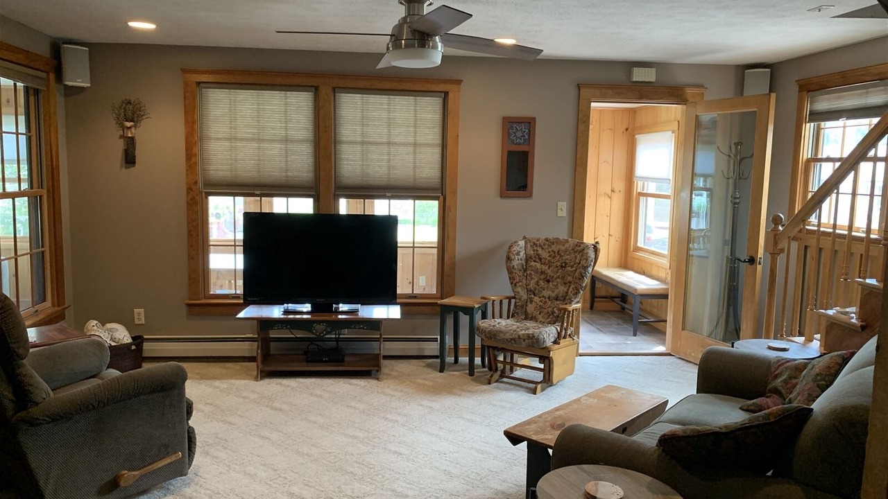 Photo of Livingroom in Camp Ellis