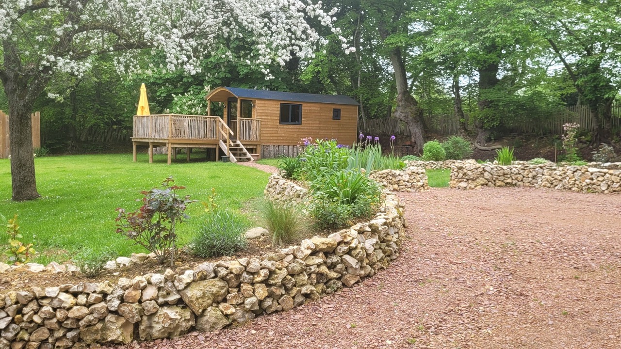 Photo of Outdoor in Morainville-Jouveaux