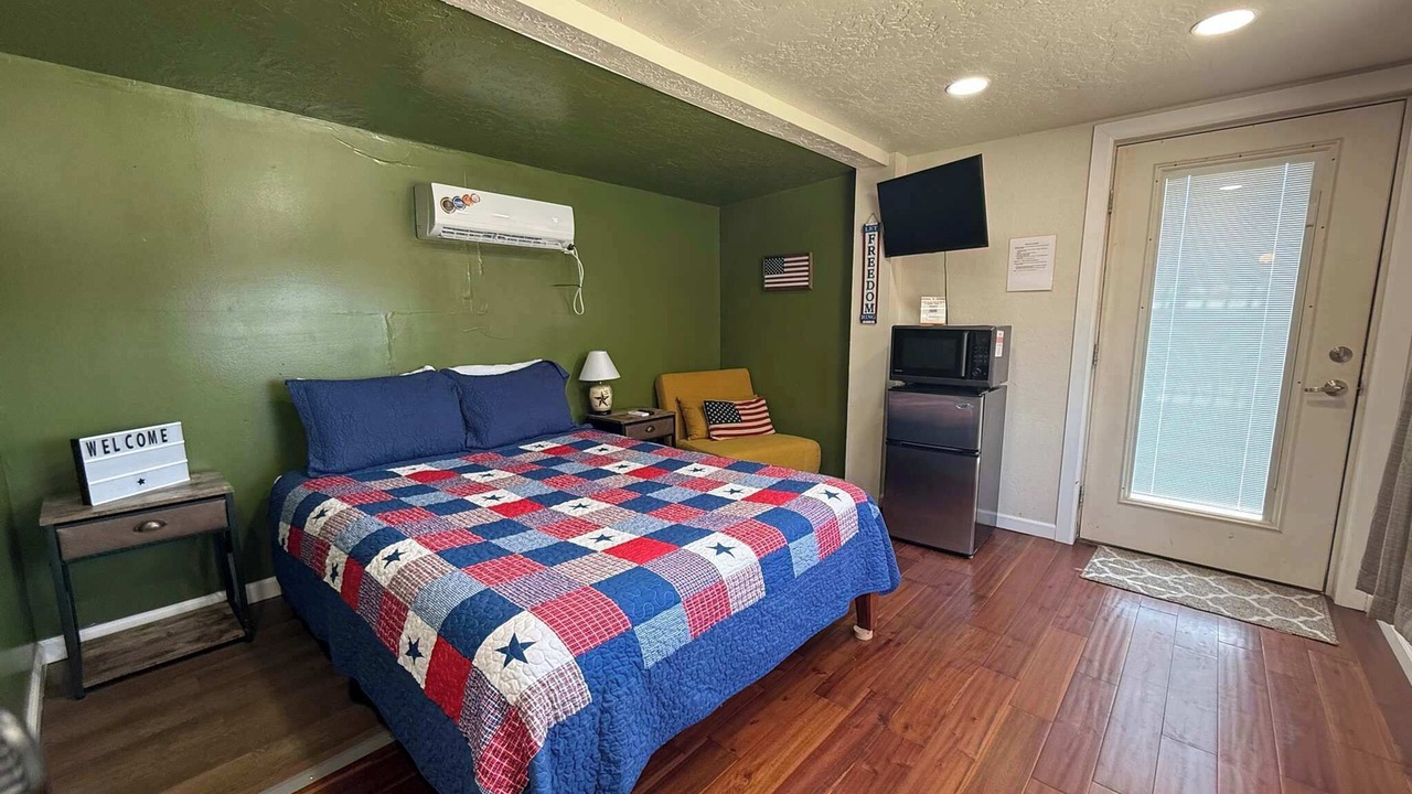 Photo of Bedroom in Medicine Park