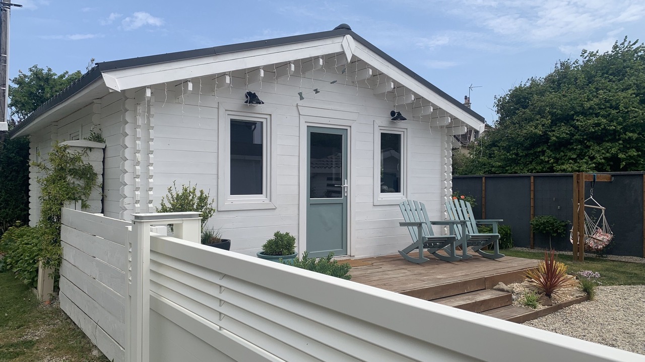 Photo of Patio Balcony in Saint-Regnobert-de-la-Cote-de-Nacre