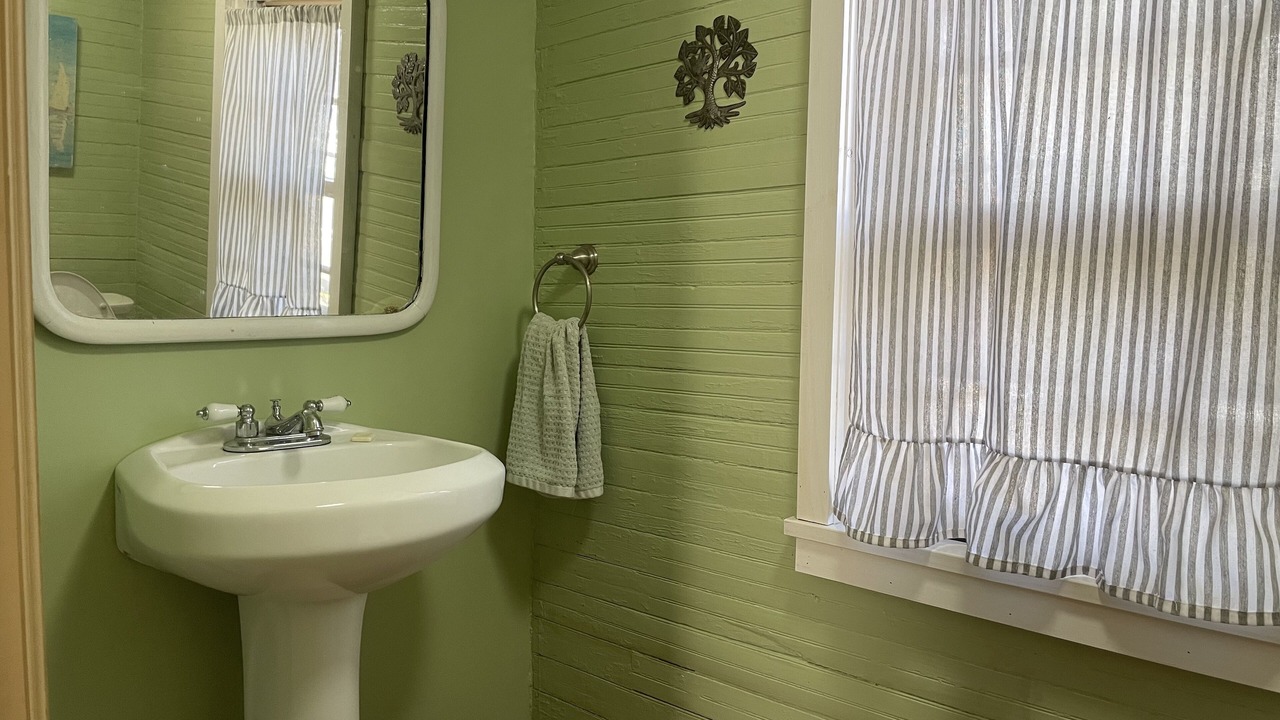 Photo of Bedroom in Cape May Court House