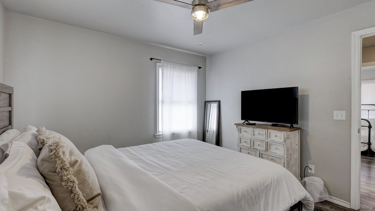 Photo of Bedroom in Midwest City