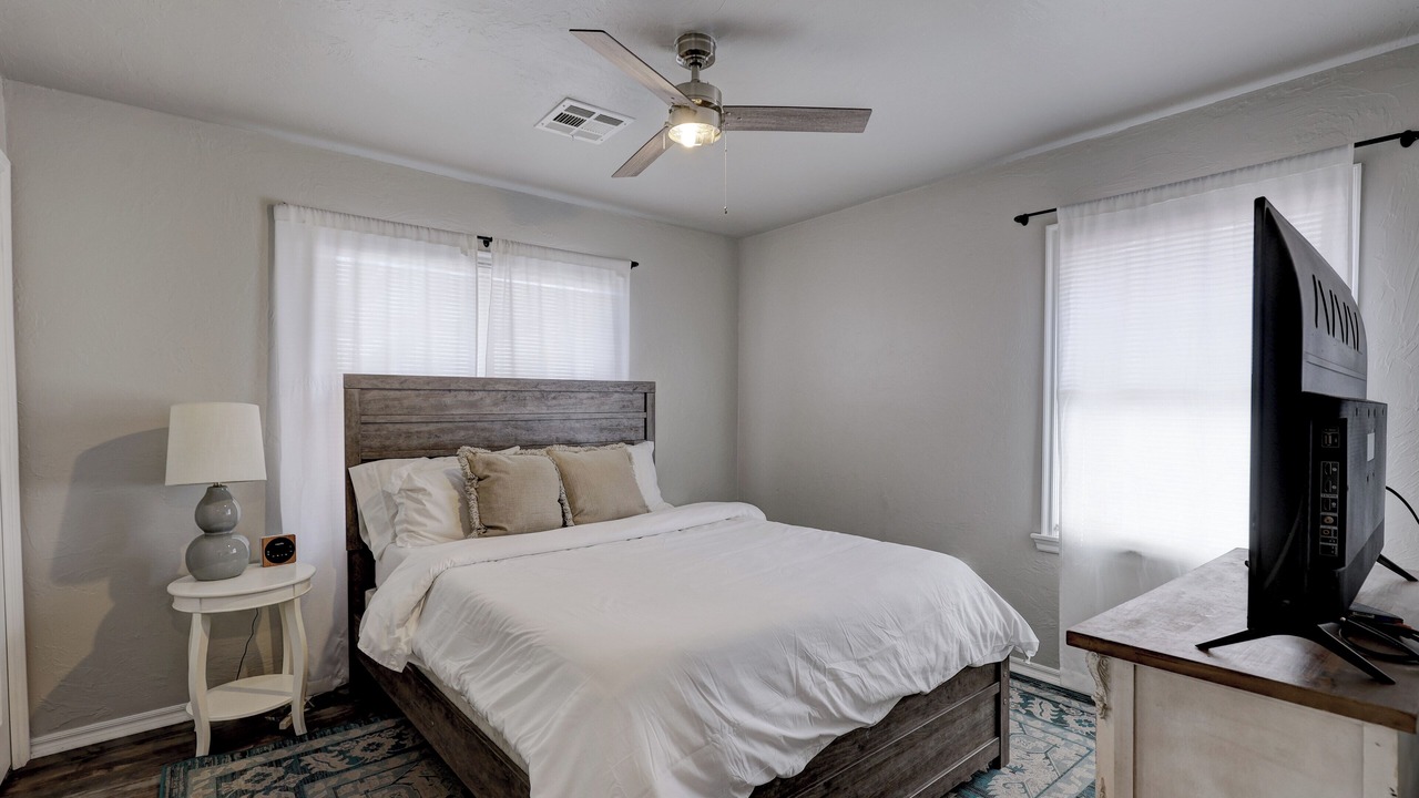 Photo of Bedroom in Midwest City